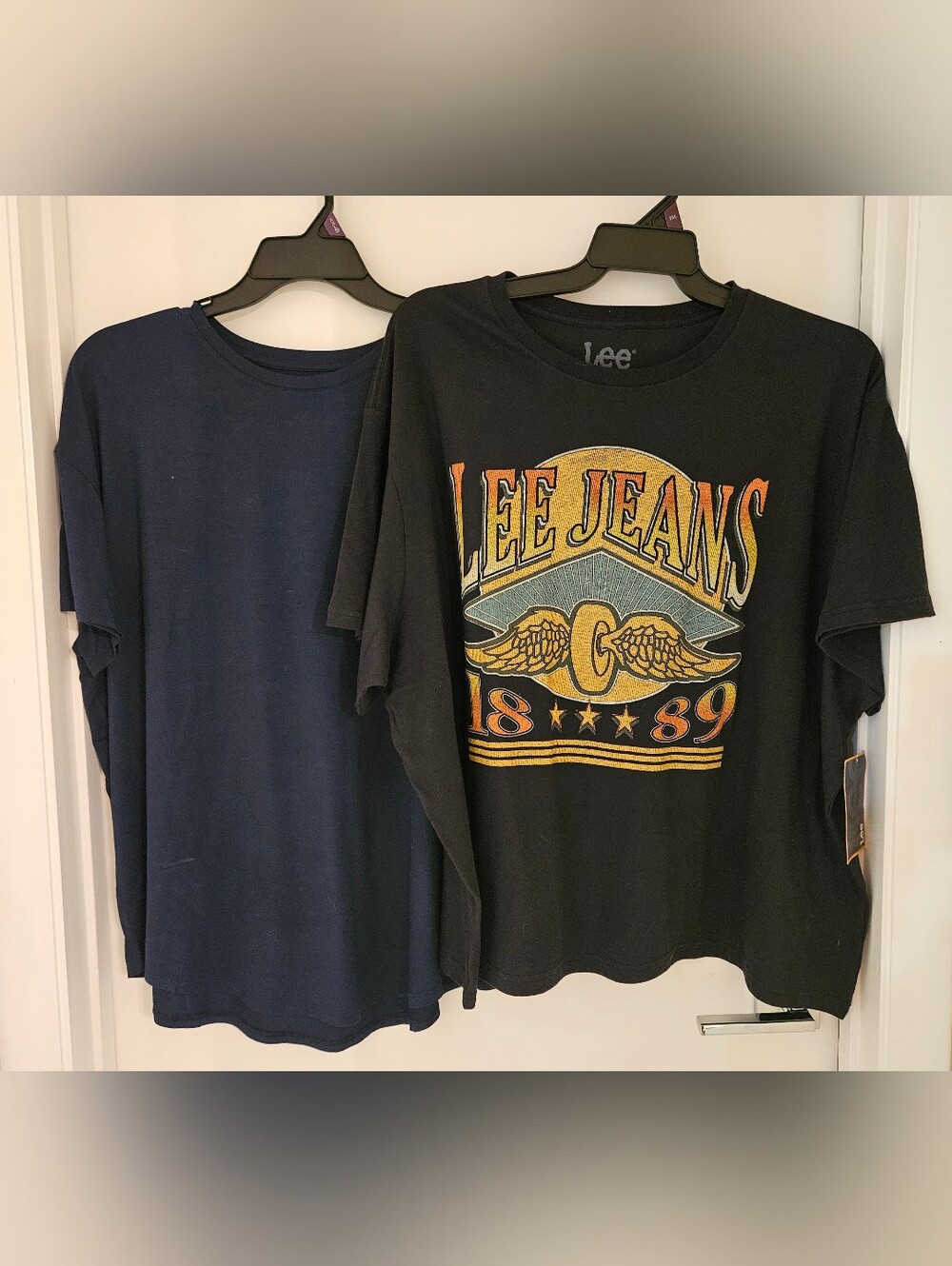 Tunic Tee & Lee Jeans Graphic Shirt Bundle - Size XXL - Set of 2 NWT